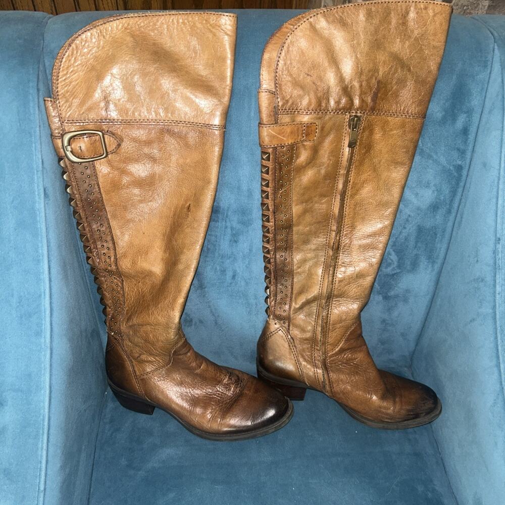 Women's Vince Camuto Studded Leather Boots Size 6.5 Box 1
